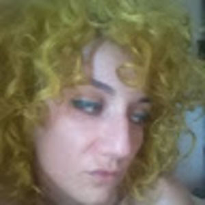 Meet your Posher, Angie